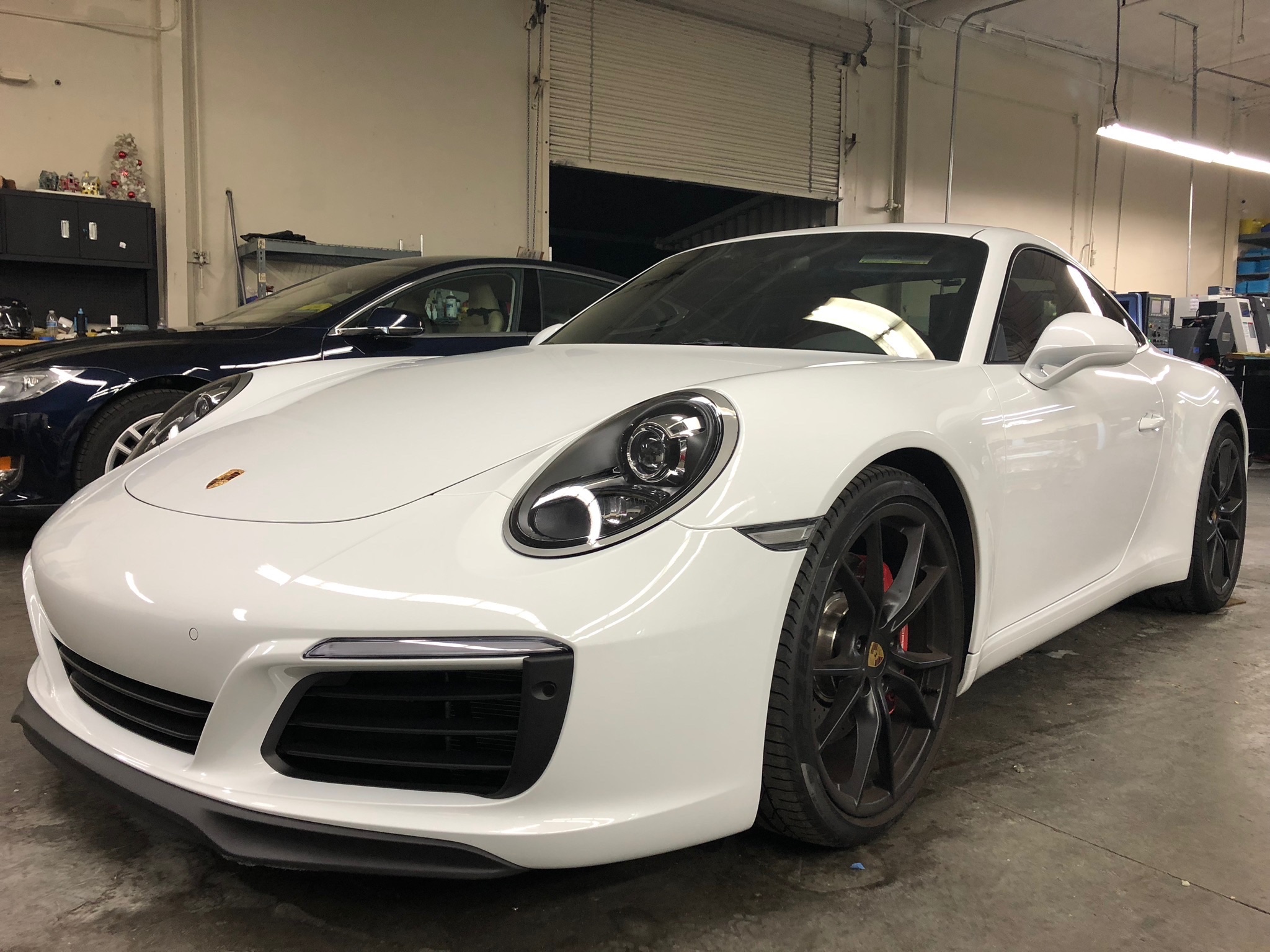 PORSCHE