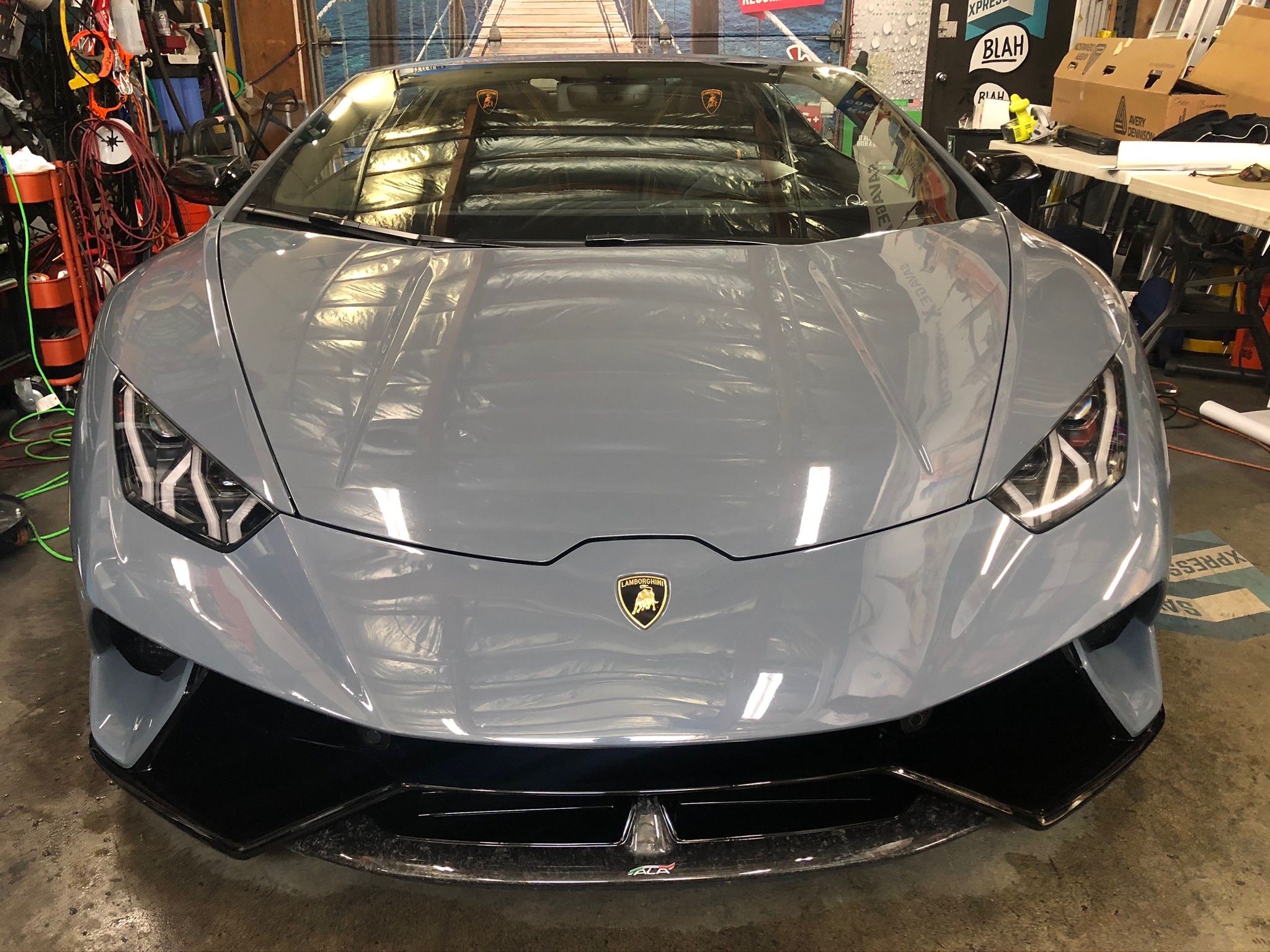 LAMBORGHINI